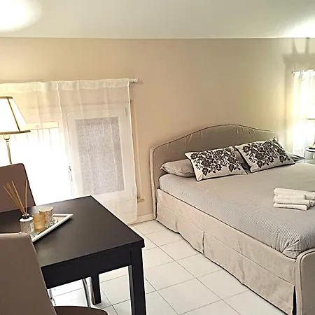 Borghesi Apartman Parma
